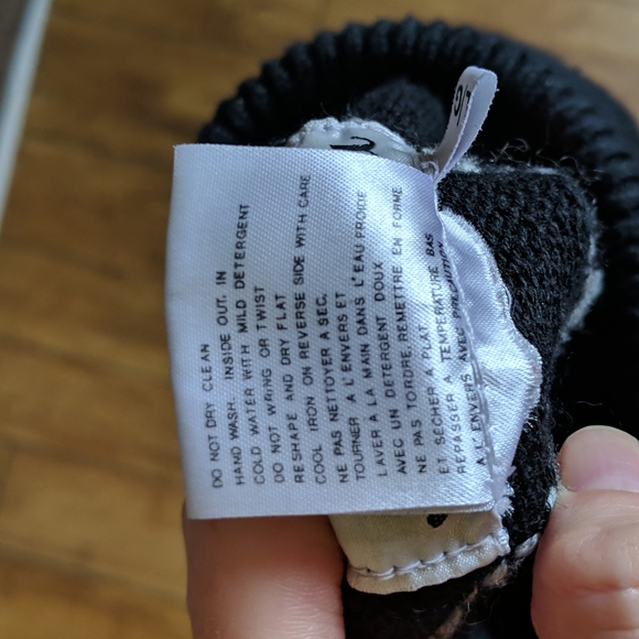 Vintage Marella Women's Pullover with Diamond Shape and Gold Button Detail - Picture 8 of 9